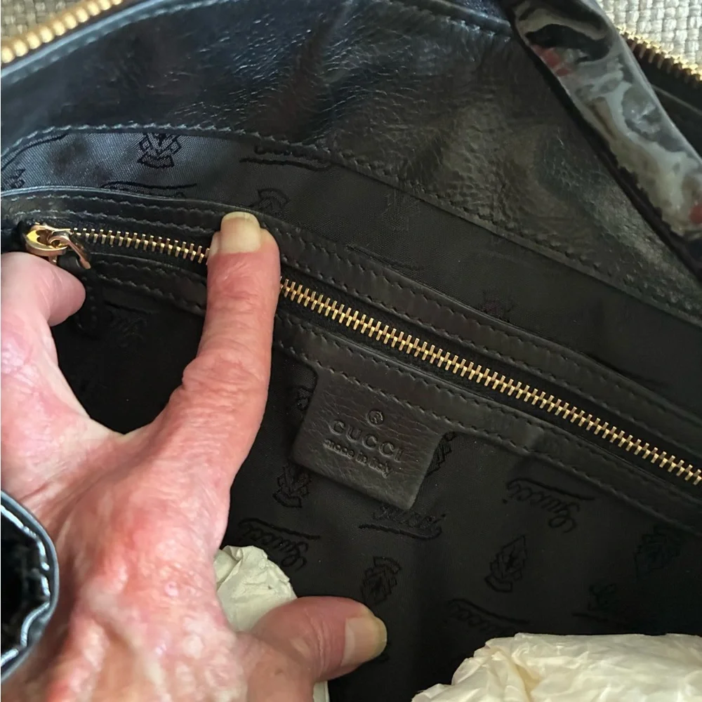 Gucci Black Patent Leather and Leather Bag with Gold Accents - Picture 2 of 10